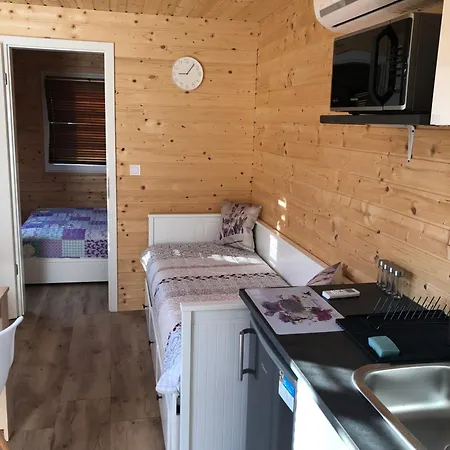 Hetedhet Csillag Apartmanhaz Babonymegyer