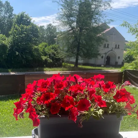 Hetedhet Csillag Apartmanhaz Διαμέρισμα Babonymegyer